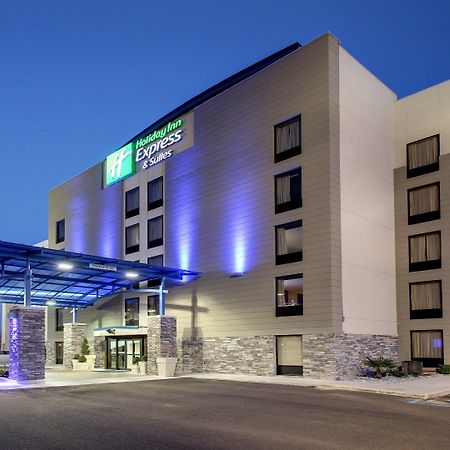 Holiday Inn Express & Suites Jackson Downtown - Coliseum By Ihg Exterior foto